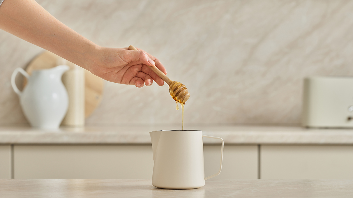 мед добавляется в емкость