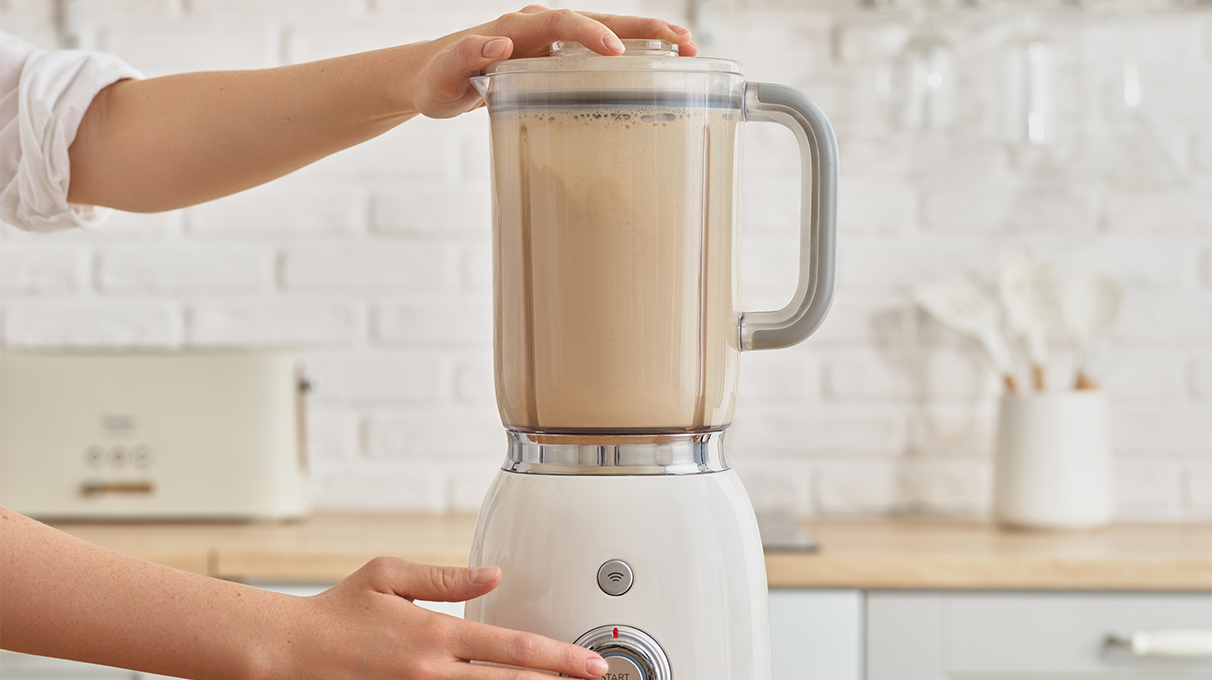 Смешайте до однородной массы